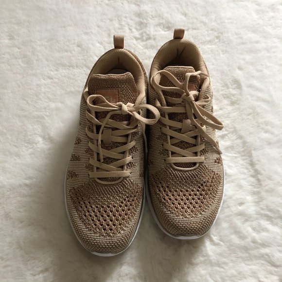APL Techloom Phantom NWOT Sneakers Rose gold 7.5 - Picture 3 of 12